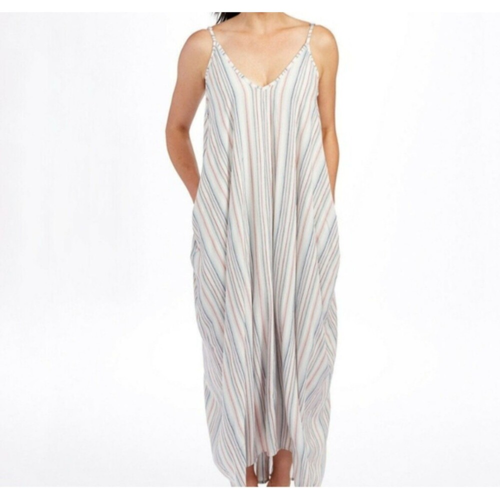 Elan Sasha Striped Maxi Dress Spaghetti Strap V-Neck Pockets Lounge Resort Beach